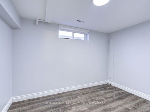 Photo 41 at 17 Cabana Drive, Humber Summit, Toronto
