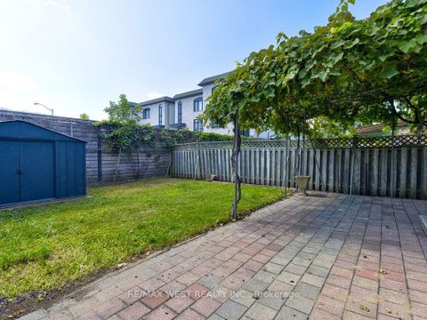 Photo 48 at 17 Cabana Drive, Humber Summit, Toronto