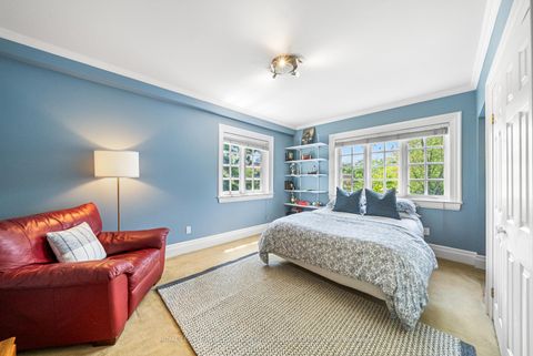 Photo 31 at 25 Strathgowan Crescent, Lawrence Park South, Toronto
