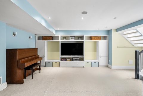 Photo 45 at 25 Strathgowan Crescent, Lawrence Park South, Toronto