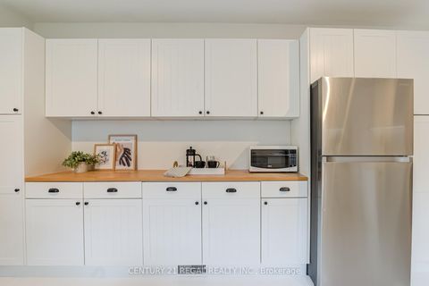 Photo 16 at 213 Boulton Avenue, South Riverdale, Toronto