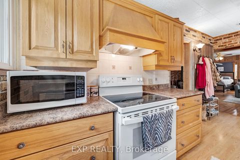 Photo 8 at 3909 Richview Road, Rural Innisfil, Innisfil