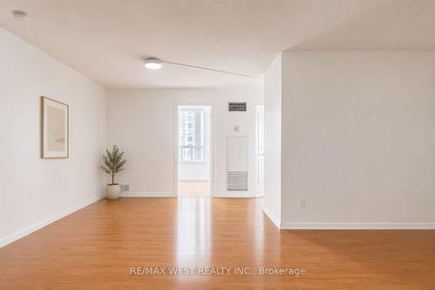 Photo 10 at 707 - 88 Corporate Drive, Woburn, Toronto