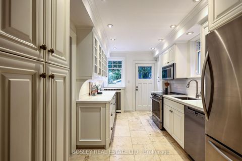 Photo 10 at 149 Lascelles Boulevard, Eglinton, Toronto