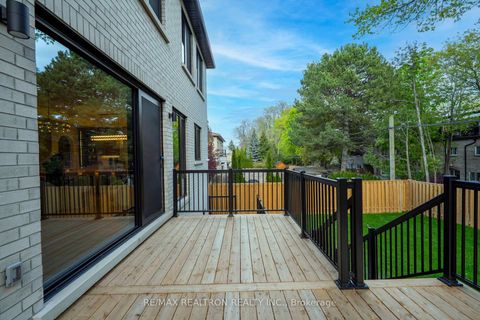 Photo 2 at 35 Foxwarren Drive, Bayview Village, Toronto