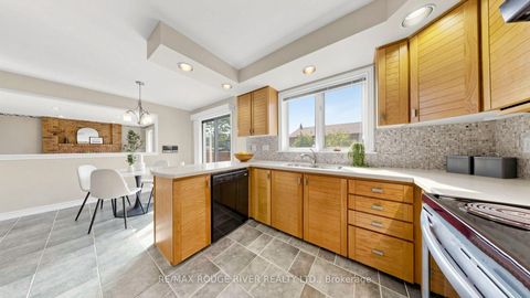 Photo 13 at 31 Delbeatrice Crescent, Centennial Scarborough, Toronto