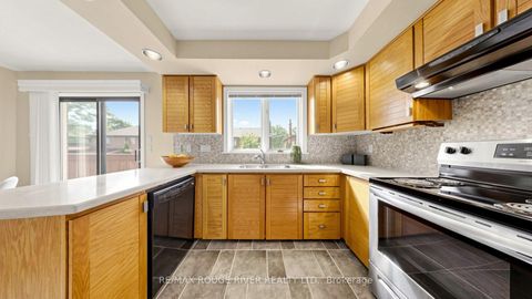Photo 14 at 31 Delbeatrice Crescent, Centennial Scarborough, Toronto