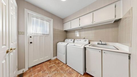 Photo 21 at 31 Delbeatrice Crescent, Centennial Scarborough, Toronto