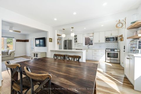 Photo 12 at 465 Oakwood Avenue, Oakwood Village, Toronto
