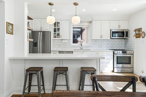 Photo 13 at 465 Oakwood Avenue, Oakwood Village, Toronto