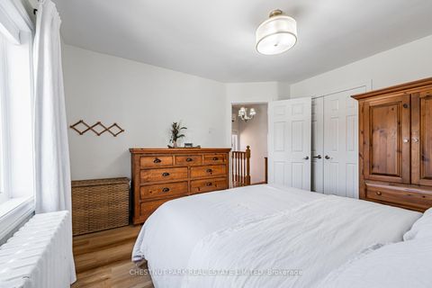 Photo 23 at 465 Oakwood Avenue, Oakwood Village, Toronto