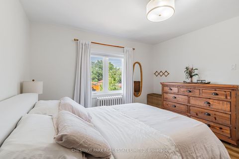 Photo 24 at 465 Oakwood Avenue, Oakwood Village, Toronto