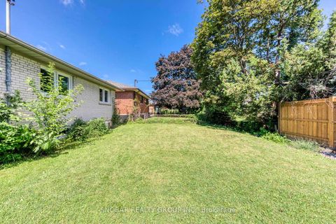 Photo 34 at 99 Sun Row Drive, Richview, Toronto
