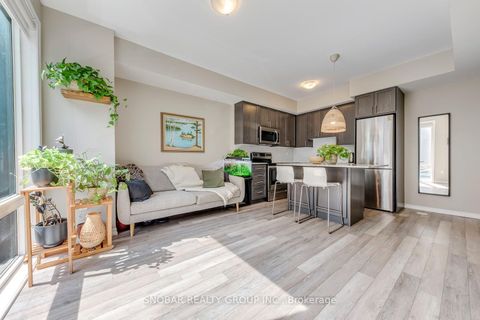 Photo 2 at 77 - 30 Fieldway Road, City Centre West, Toronto