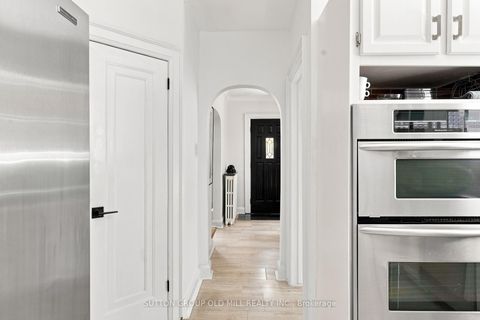 Photo 12 at 10 Queens Avenue, Mimico, Toronto