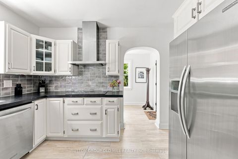 Photo 16 at 10 Queens Avenue, Mimico, Toronto