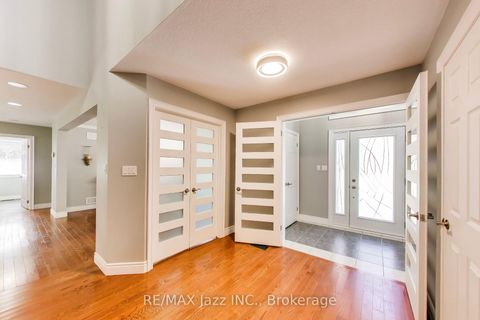 Photo 4 at 45 Windsor Valley Place, Courtice, Clarington