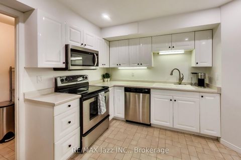 Photo 33 at 45 Windsor Valley Place, Courtice, Clarington