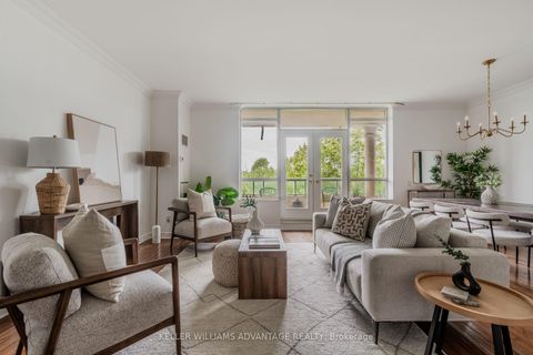 Photo 1 at 321 - 9 Boardwalk Drive, The Beaches, Toronto
