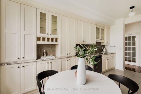 Photo 11 at 321 - 9 Boardwalk Drive, The Beaches, Toronto