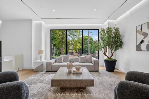 Photo 2 at 451 Cranbrooke Avenue, Nortown, Toronto