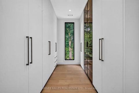 Photo 18 at 451 Cranbrooke Avenue, Nortown, Toronto