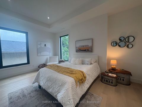 Photo 20 at 451 Cranbrooke Avenue, Nortown, Toronto