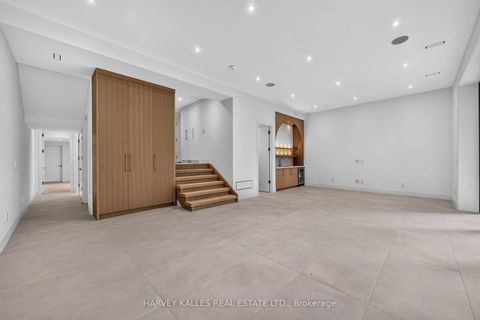 Photo 22 at 451 Cranbrooke Avenue, Nortown, Toronto