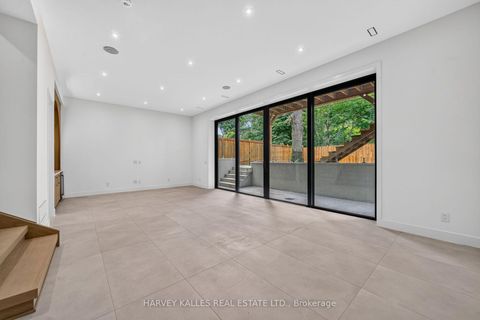 Photo 23 at 451 Cranbrooke Avenue, Nortown, Toronto