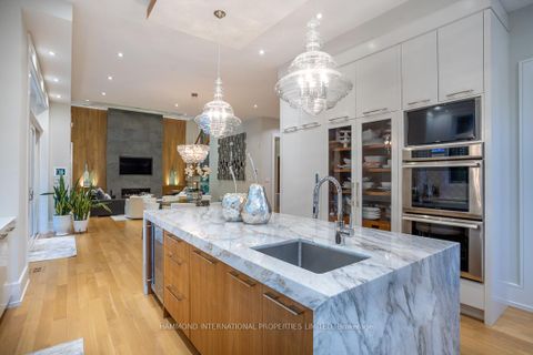 Photo 16 at 32 Totteridge Road, Rosethorn, Toronto