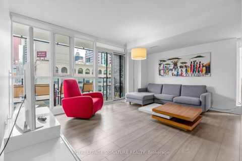 Photo 9 at 414 - 295 Adelaide Street W, Waterfront Communities C1, Toronto