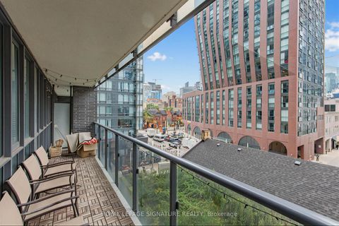Photo 19 at 414 - 295 Adelaide Street W, Waterfront Communities C1, Toronto