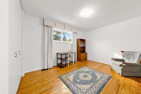 Photo 24 at 7 Longhope Place, Don Valley Village, Toronto