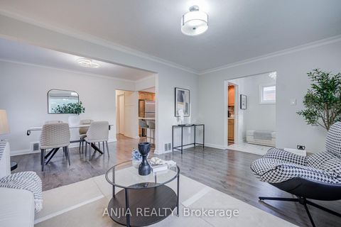 Photo 3 at 91 Canlish Road, Dorset Park, Toronto