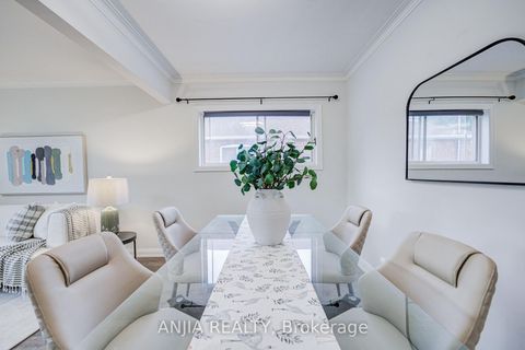 Photo 6 at 91 Canlish Road, Dorset Park, Toronto