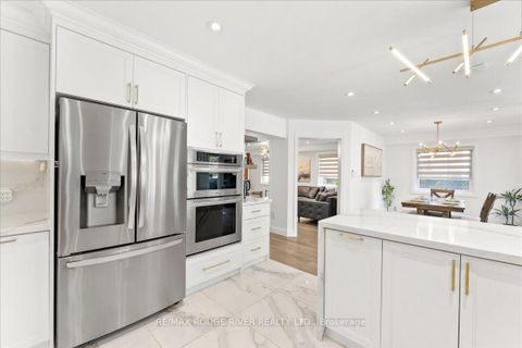 Photo 13 at 49 Sonley Drive, Taunton North, Whitby
