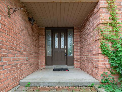 Photo 1 at 328 Salisbury Lane, London, Newmarket