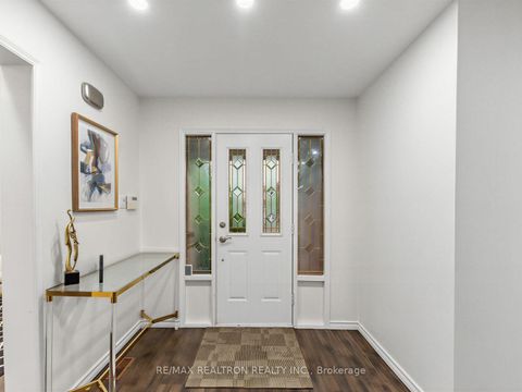 Photo 2 at 328 Salisbury Lane, London, Newmarket