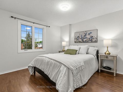 Photo 13 at 328 Salisbury Lane, London, Newmarket