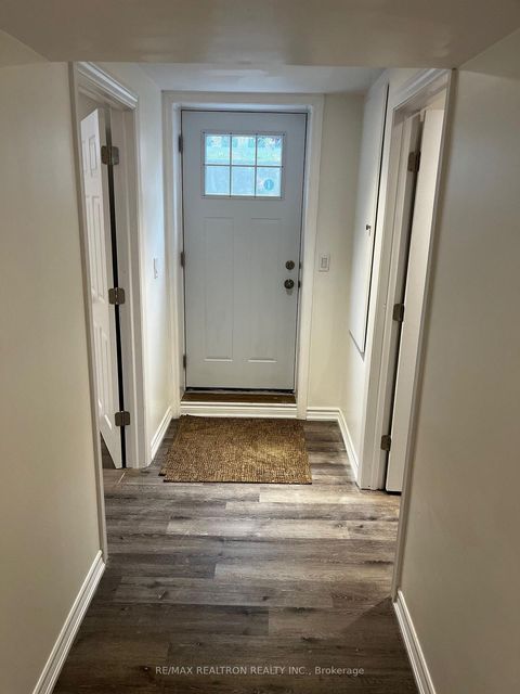 Photo 19 at 328 Salisbury Lane, London, Newmarket
