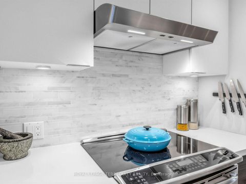 Photo 12 at 22 Montye Avenue, Bloor West Village, Toronto