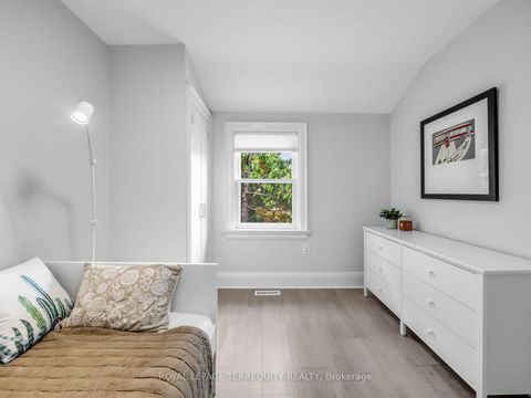 Photo 25 at 22 Montye Avenue, Bloor West Village, Toronto