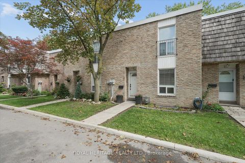 Photo 2 at 105 - 701 Burnhamthorpe Road, Markland Wood, Toronto