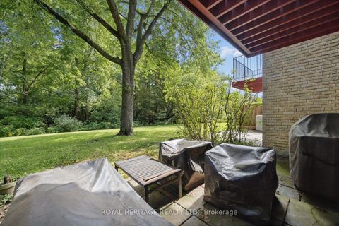 Photo 37 at 105 - 701 Burnhamthorpe Road, Markland Wood, Toronto