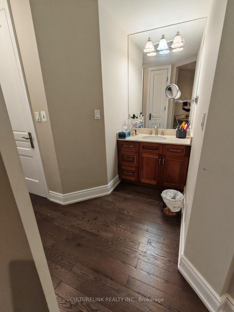 Photo 7 at 902 - 10 Bellair Street, Annex, Toronto