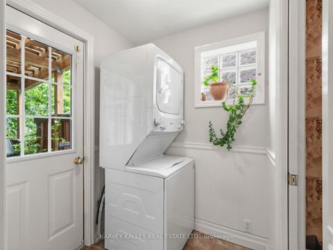Photo 17 at 287 St. Leonard's Avenue, York Mills, Toronto