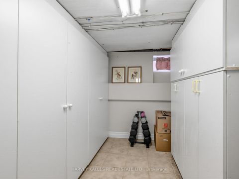 Photo 38 at 287 St. Leonard's Avenue, York Mills, Toronto