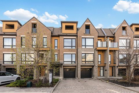 Photo 1 at 7 Kenneth Wood Crescent, Newtonbrook East, Toronto