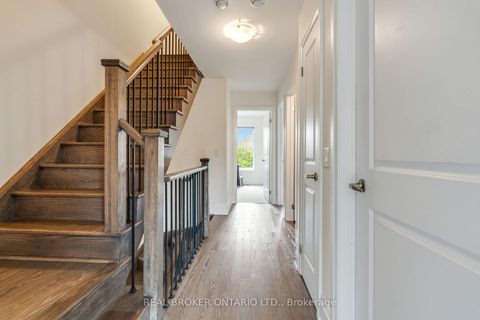 Photo 16 at 7 Kenneth Wood Crescent, Newtonbrook East, Toronto