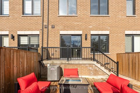 Photo 34 at 7 Kenneth Wood Crescent, Newtonbrook East, Toronto